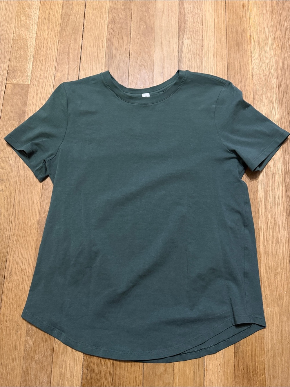 Lululemon  Crew Neck T-Shirt in Forest Green